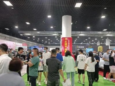 2022第五届洛阳新能源汽车展览会火爆进行中，新能源汽车齐聚一堂