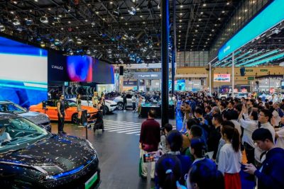 周末將迎觀展高峰！2023鄭州國際車展新車齊聚，超值優惠，亮眼展臺受追捧