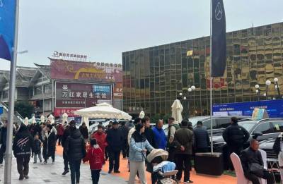 江油車展和三臺車展圓滿舉行，城記車展燃動雙城