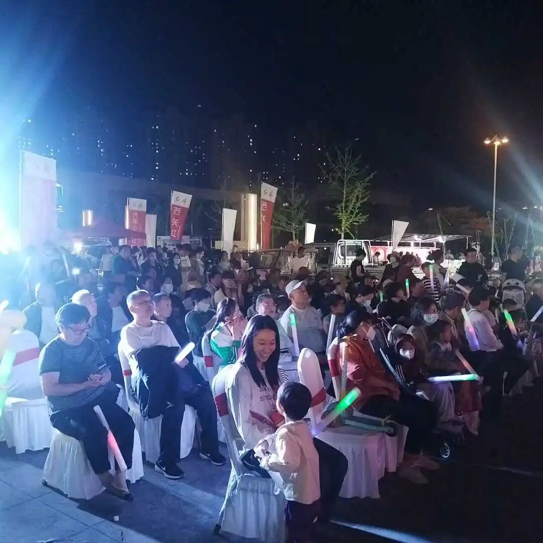 菏泽人民广场夏季车展